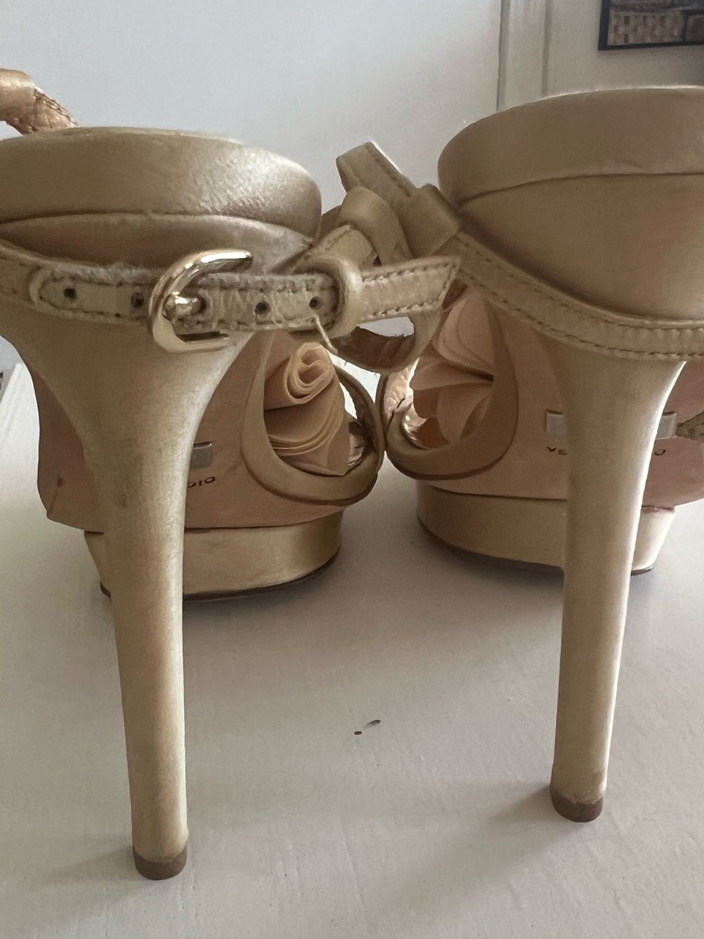 Badgley Mischka Randee Champagne Floral-Embellished Open-Toe Heels - Picture 7 of 8